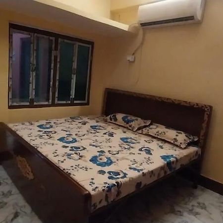 Aadi Shakti Bhawan Hotel Ayodhya ภายนอก รูปภาพ